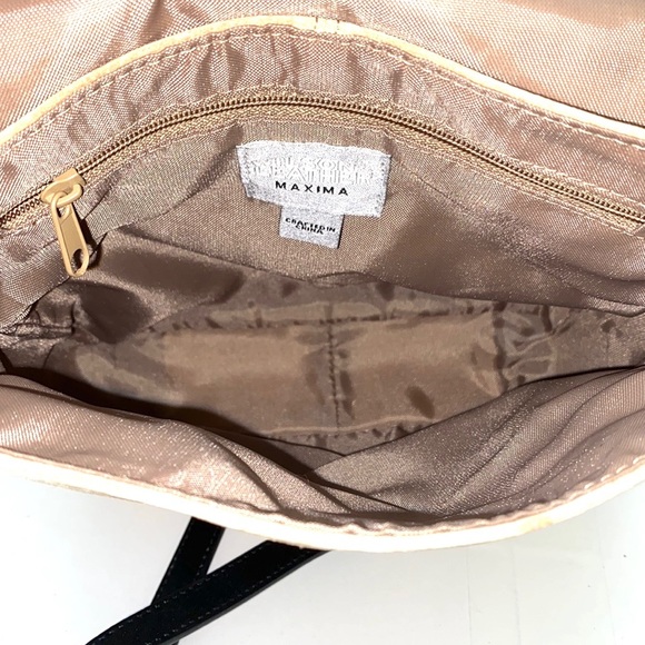 Wilson’s Women's Tan Suede Leather Maxima Crossbody Handbag - Picture 9 of 9